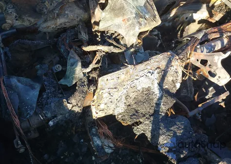 2010 Pontiac Vibe from USA, damaged, VIN 5Y2SP6E01AZ414725